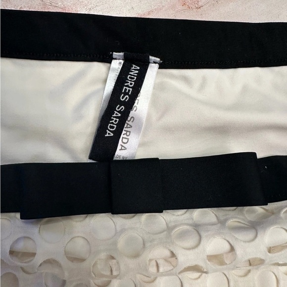 Andres Sarda White Textured Bikini Bottoms Sz 8 Designer Swim - Picture 3 of 6